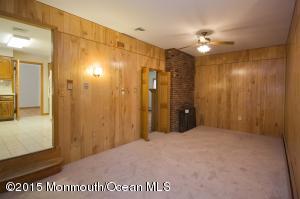 19 Robert Pl, Ocean, NJ 07712 photo 14