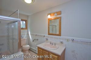 19 Robert Pl, Ocean, NJ 07712 photo 18