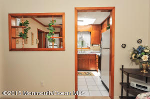 20 Roger Rd, Edison, NJ 08817 photo 9