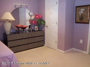 9 Grossweiler Ln, Parlin, NJ 08859 photo 15