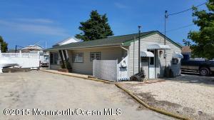 22 Capstan Rd, Waretown, NJ 08758 photo 1