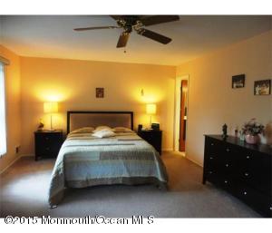 100 Pendleton Pl, Old Bridge, NJ 08857 photo 7