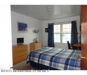 100 Pendleton Pl, Old Bridge, NJ 08857 photo 9