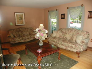 2 Joseph Dr, Lincroft, NJ 07738 photo 4