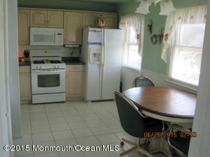 603 Daniel St, Middletown, NJ 07748 photo 8