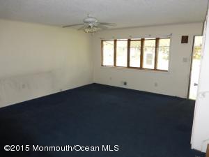 39 Oregon Ave, Jackson, NJ 08527 photo 4
