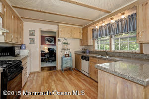 931 Riverview Dr, Brielle, NJ 08730 photo 10