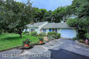 931 Riverview Dr, Brielle, NJ 08730 photo 3