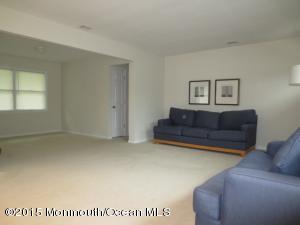 3 Taylor Rd, Matawan, NJ 07747 photo 6