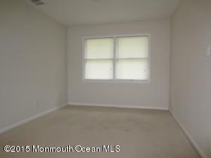 3 Taylor Rd, Matawan, NJ 07747 photo 7
