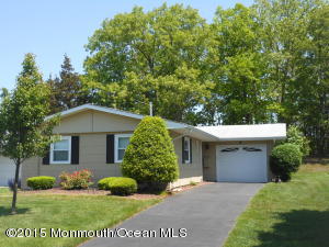 4 Bryant Rd, Brick, NJ 08724 photo 1