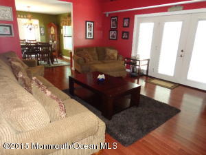 785 Maple Ave, Brick, NJ 08724 photo 3