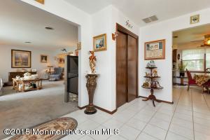 217 Normandy Rd, Edison, NJ 08820 photo 4