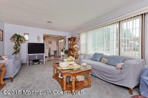 217 Normandy Rd, Edison, NJ 08820 photo 5