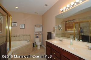 7 Heath Ln, Jackson, NJ 08527 photo 8