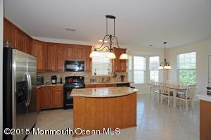 7 Heath Ln, Jackson, NJ 08527 photo 3