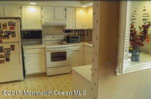 39 Brant Dr, Brick, NJ 08724 photo 4