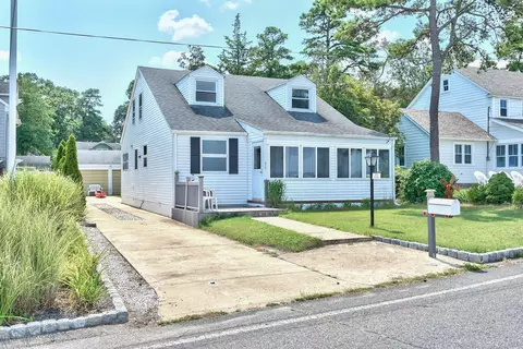819 Riverside Dr, Pine Beach, NJ 08741 photo 45