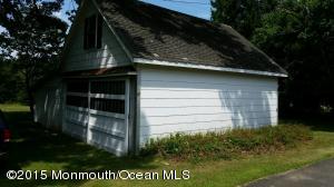 11 Brookside Rd, Millstone, NJ 08510 photo 4