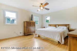 2 Everett Ct, Marlboro, NJ 07746 photo 24