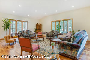 2 Everett Ct, Marlboro, NJ 07746 photo 7