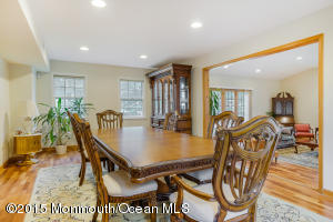 2 Everett Ct, Marlboro, NJ 07746 photo 5