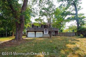 46 Center Ave, Middletown, NJ 07748 photo 3