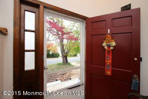 46 Center Ave, Middletown, NJ 07748 photo 2
