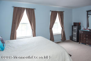 68 Rita Ln, Jackson, NJ 08527 photo 9