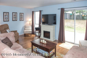 68 Rita Ln, Jackson, NJ 08527 photo 1