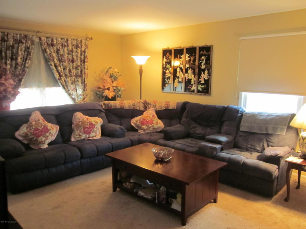 1 Kenneth Dr, Ocean, NJ 07712 photo 5