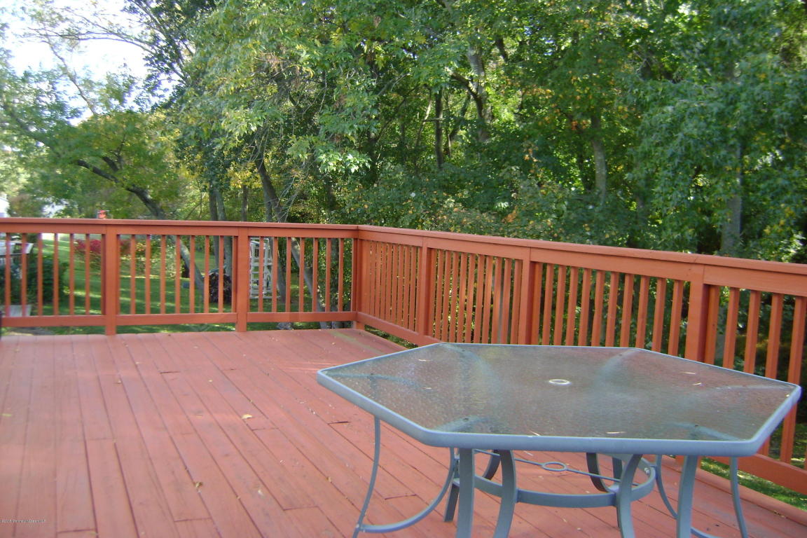 1 Kenneth Dr, Ocean, NJ 07712 photo 10