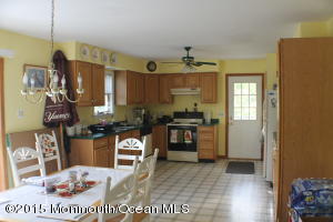 637 W Commodore Blvd, Jackson, NJ 08527 photo 16