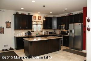 369 Croshaw Rd, Wrightstown, NJ 08562 photo 5