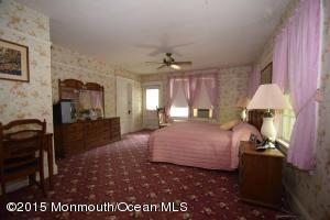 419 Riverview Ln, Brielle, NJ 08730 photo 8