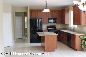 5 Bridle Ct, Jackson, NJ 08527 photo 2