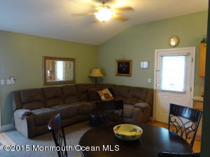12 Mohawk Dr, Matawan, NJ 07747 photo 20