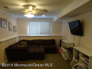 12 Mohawk Dr, Matawan, NJ 07747 photo 18