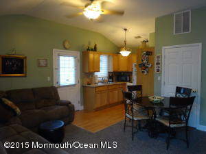 12 Mohawk Dr, Matawan, NJ 07747 photo 21