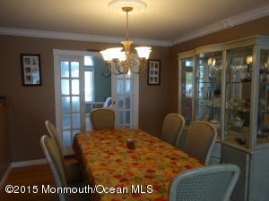 12 Mohawk Dr, Matawan, NJ 07747 photo 6
