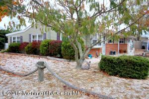 301 3rd St, Waretown, NJ 08758 photo 4
