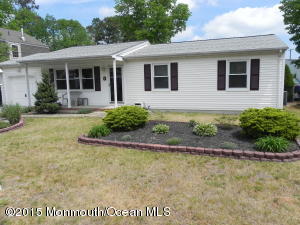 9 Drew Ave, Brick, NJ 08724 photo 1