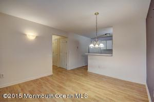 323 Deuce Dr, Wall, NJ 07719 photo 4