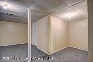 323 Deuce Dr, Wall, NJ 07719 photo 18