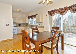 359 Tall Tree Ct, Jackson, NJ 08527 photo 10