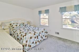 359 Tall Tree Ct, Jackson, NJ 08527 photo 18