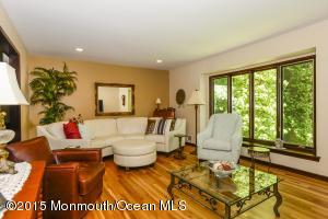 26 Sutton Pl, Middletown, NJ 07748 photo 20