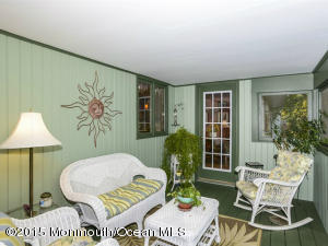 26 Sutton Pl, Middletown, NJ 07748 photo 6
