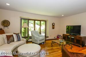 26 Sutton Pl, Middletown, NJ 07748 photo 21