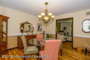26 Sutton Pl, Middletown, NJ 07748 photo 22